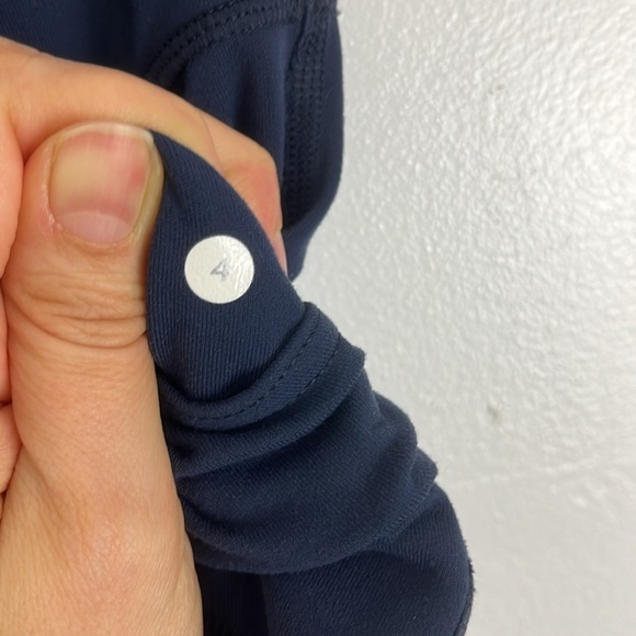 Lululemon Skinny Will Pant in Navy - Picture 11 of 11